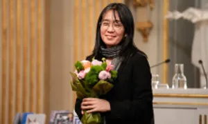 'Ánh sáng và sợi chỉ' - diễn từ Nobel của Han Kang