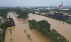 Huế chìm trong lũ Huế chìm trong lũ